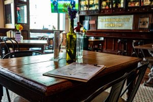 Mesa en Flaherty's Barcelona