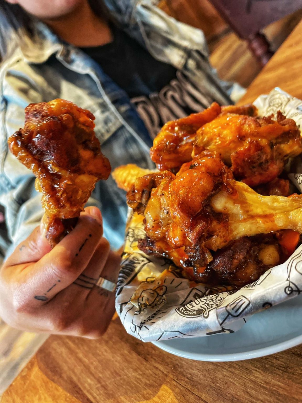 Alitas en Flaherty's